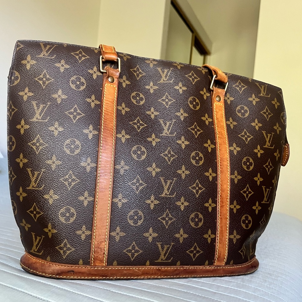 Louis Vuitton monogram coated canvas shoulder bag with leather trims